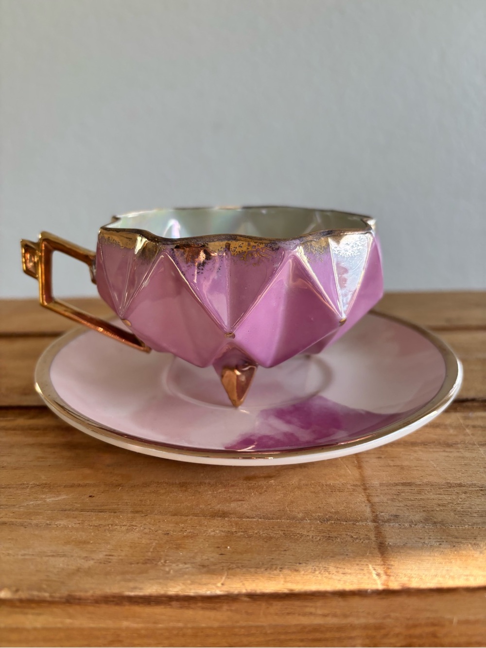 Royal Sealy Pink Honeycomb Teacup Set Gold Gilded 3-Footed Lusterware Japan 50s